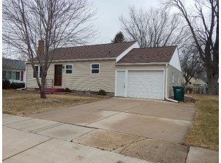 619 Morse St Waupun, WI 53963-2040