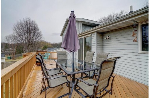 1505 Grafton Rd, Madison, WI 53716