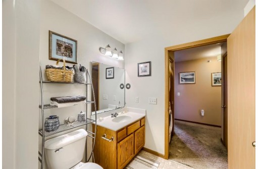 1626 Kings Mill Way 201, Madison, WI 53718