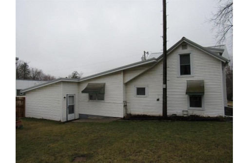 1110 17th St, Monroe, WI 53566