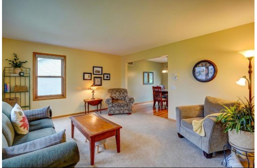 5206 Forge Dr, Madison, WI 53716