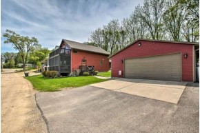 1506 E Koshkonong Dr