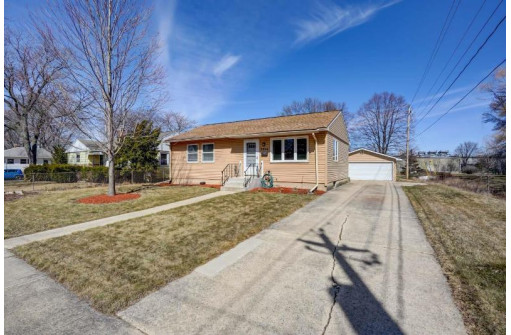 3806 Dawes St, Madison, WI 53714