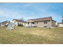 1386 Circle Dr, Sun Prairie, WI 53590