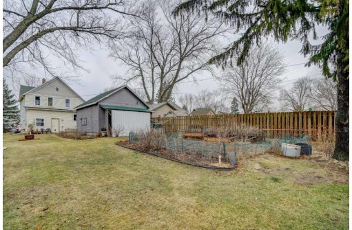 403 York St, Beaver Dam, WI 53916