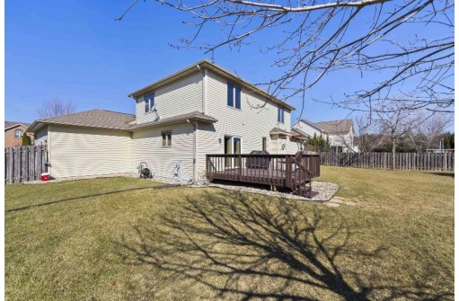 833 Duncannon Way, Sun Prairie, WI 53590