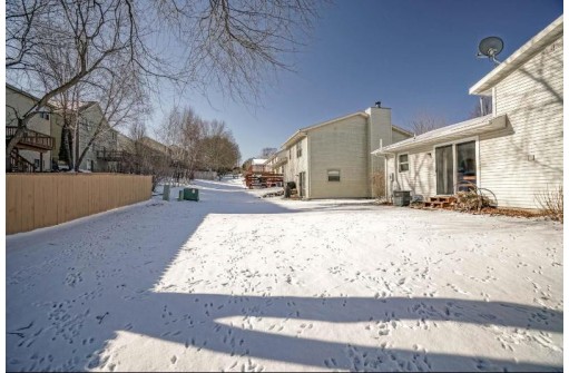 3401 Cosgrove Dr, Madison, WI 53719