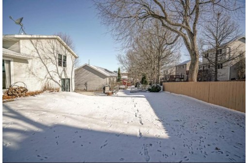 3401 Cosgrove Dr, Madison, WI 53719