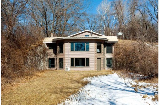 W3251 Princeton Rd, Green Lake, WI 54941