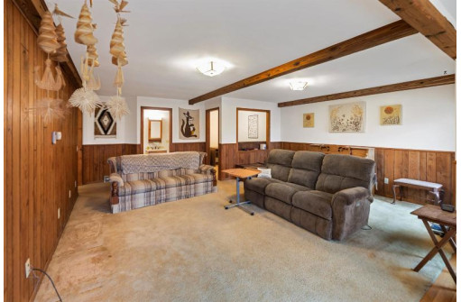 W3251 Princeton Rd, Green Lake, WI 54941