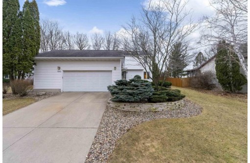 1543 Sapphire Way, Sun Prairie, WI 53590