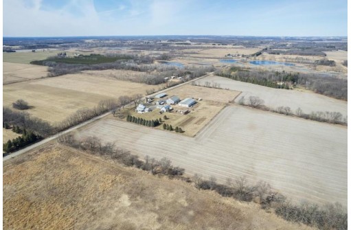 N4132 Erdman Rd, Rio, WI 53960-9745