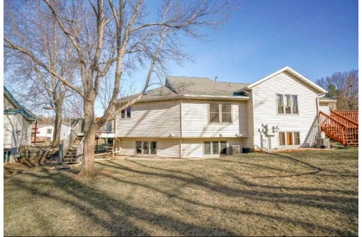 7347 Santa Fe Tr, Madison, WI 53719