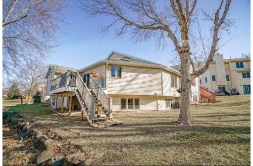 7347 Santa Fe Tr, Madison, WI 53719