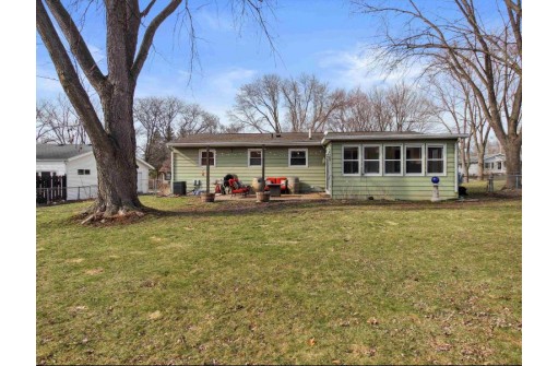 4705 Eldorado Ln, Madison, WI 53716