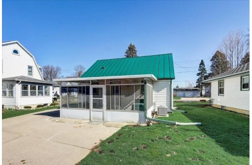 701 E South St, Beaver Dam, WI 53916