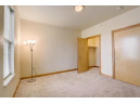 8253 Mayo Dr 104, Madison, WI 53719