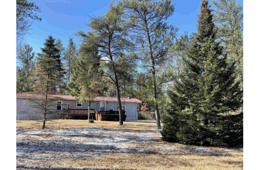 W5755 Squirrel Dr, New Lisbon, WI 53950