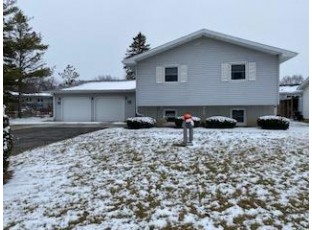 202 Emerald Dr Reeseville, WI 53579