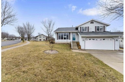 6101 Roseberg Rd, Madison, WI 53719