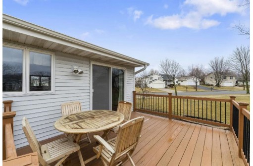 6101 Roseberg Rd, Madison, WI 53719