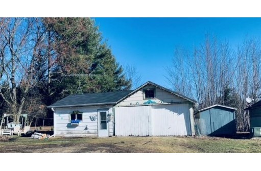 923 Rush Lake Loop Rd, Ripon, WI 54971