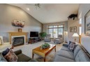 9 Ashwood Ct, Madison, WI 53719