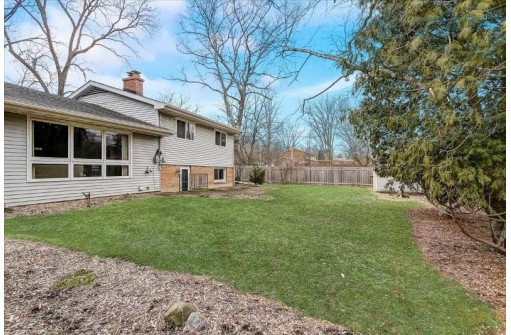 5622 Hempstead Rd, Madison, WI 53711