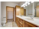 3848 Maple Grove Dr 203, Madison, WI 53719