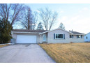 9701 W Debbie Ln, Milwaukee, WI 53224-4619