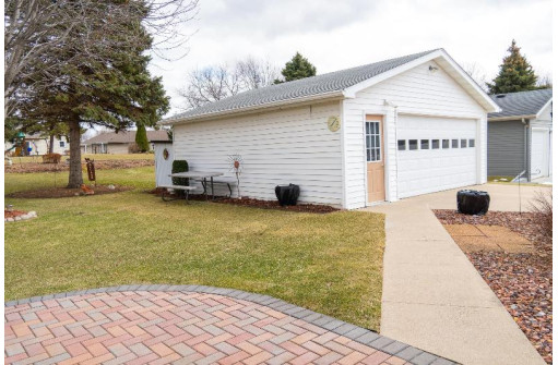 629 Harvey St, Ripon, WI 54971-9557