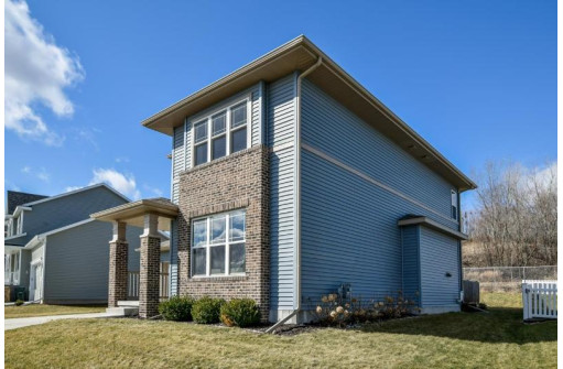 210 Milky Way, Madison, WI 53718