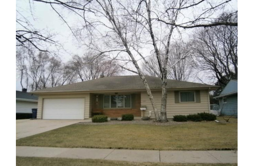 1027 N Martin Rd, Janesville, WI 53545