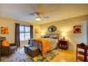 150 N Musket Ridge Dr 1365, Sun Prairie, WI 53590