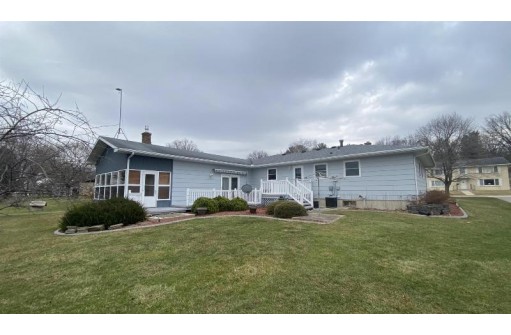 208 E Wisconsin Ave, Monticello, WI 53570