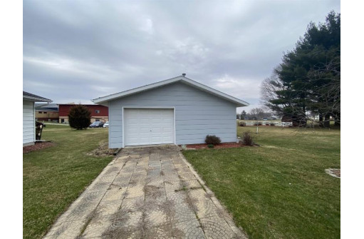 208 E Wisconsin Ave, Monticello, WI 53570