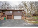 7 Hickory Hollow Dr, Madison, WI 53705