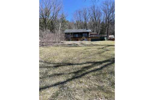 26 Appleby Cir, Mazomanie, WI 53560