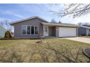 2333 S Chatham St, Janesville, WI 53546