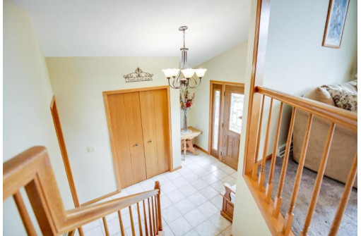 6917 Donnybill Rd, DeForest, WI 53532