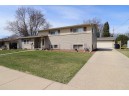 913 Hawthorne Ave, Janesville, WI 53545