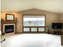 106 Bayfield Ct, Lake Mills, WI 53551