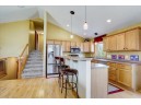 2000 Hilldale Ln, Stoughton, WI 53589