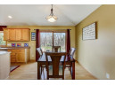 2000 Hilldale Ln, Stoughton, WI 53589