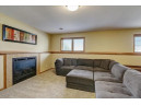 2000 Hilldale Ln, Stoughton, WI 53589