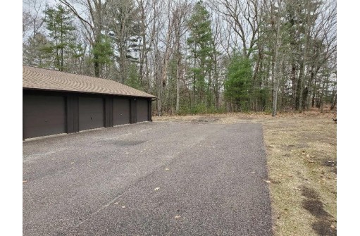 6 Elm Tr, Wisconsin Dells, WI 53965