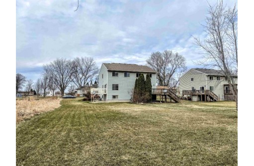 4699 Willow St, Morrisonville, WI 53571