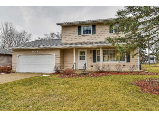 1517 Crystal Ln Sun Prairie, WI 53590