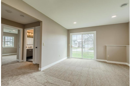 6801 Fieldwood Rd, Madison, WI 53718