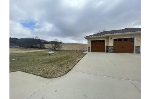 15200 Headquarters Rd, Tomah, WI 54660